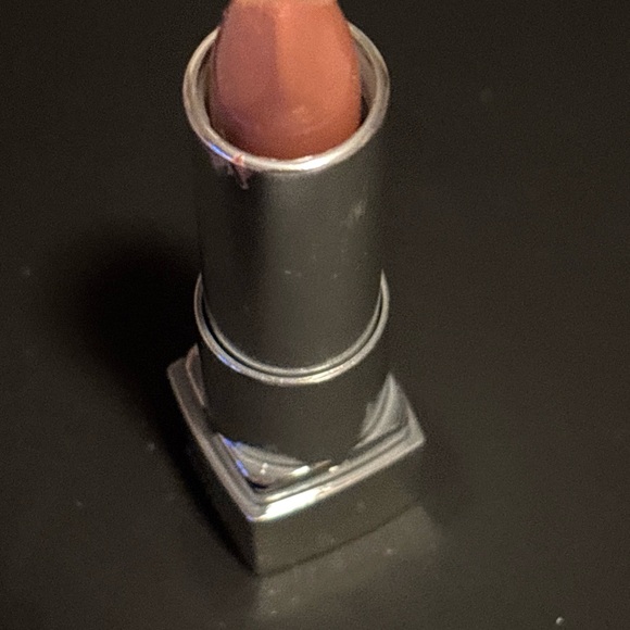 Maybelline Color Sensational Lipstick, Cream Finish, Nude Lust #920 New - Picture 10 of 14